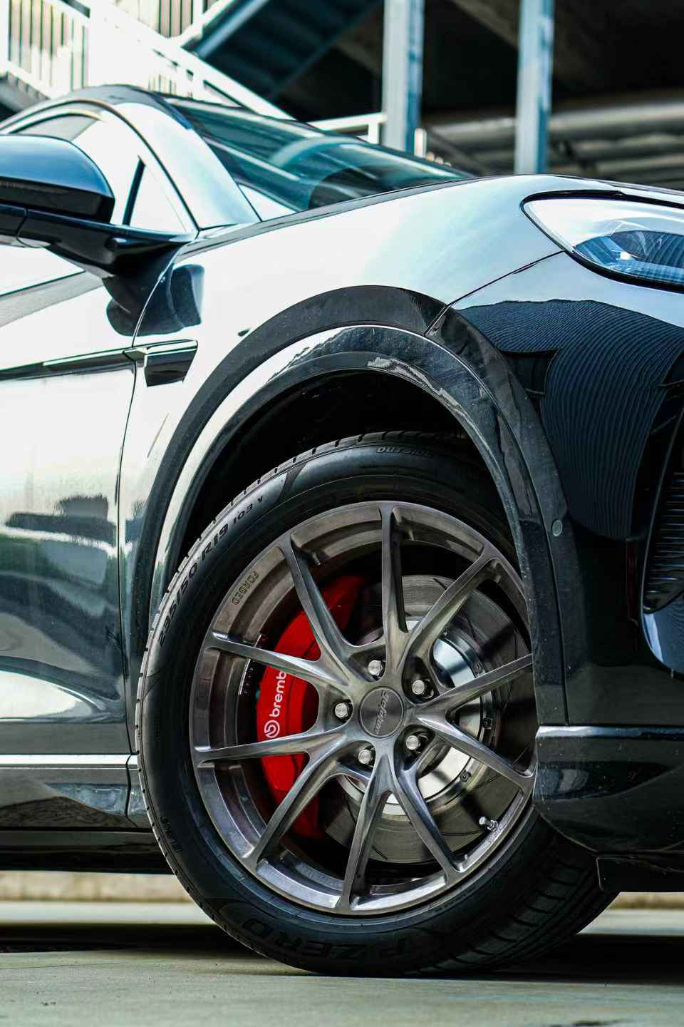 腾势N7刹车升级方案 | Brembo F042前轮六活塞卡钳匹配划线高碳盘 | 锐迪凡（RF RACER）
