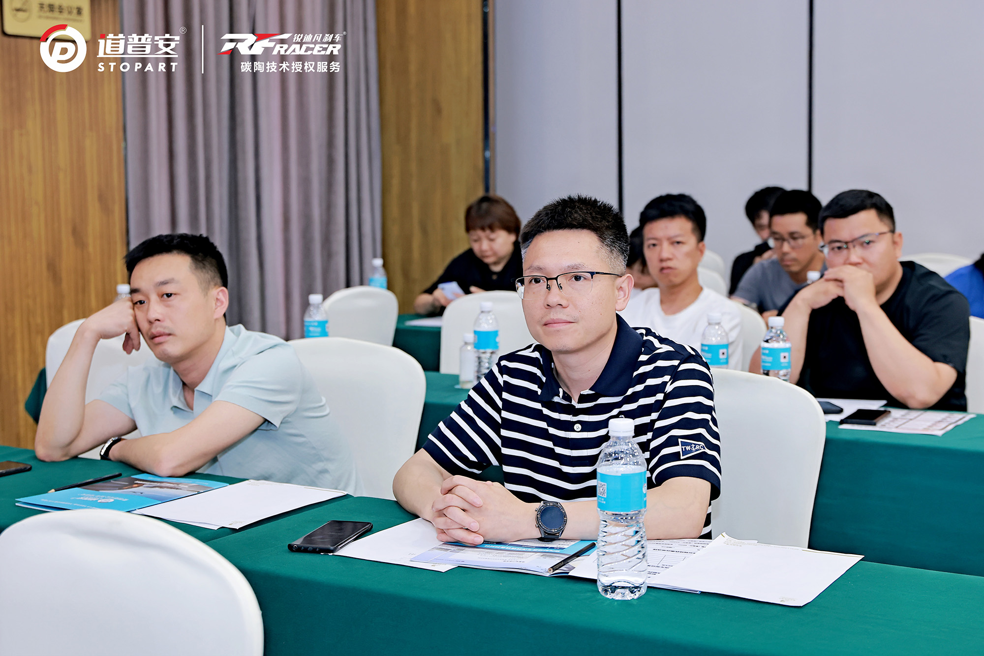 道普安x吉世威碳陶新势力大会圆满收官:锐迪凡推动中国汽车后市场进入“以改代修”新阶段 - 锐迪凡 RF RACER